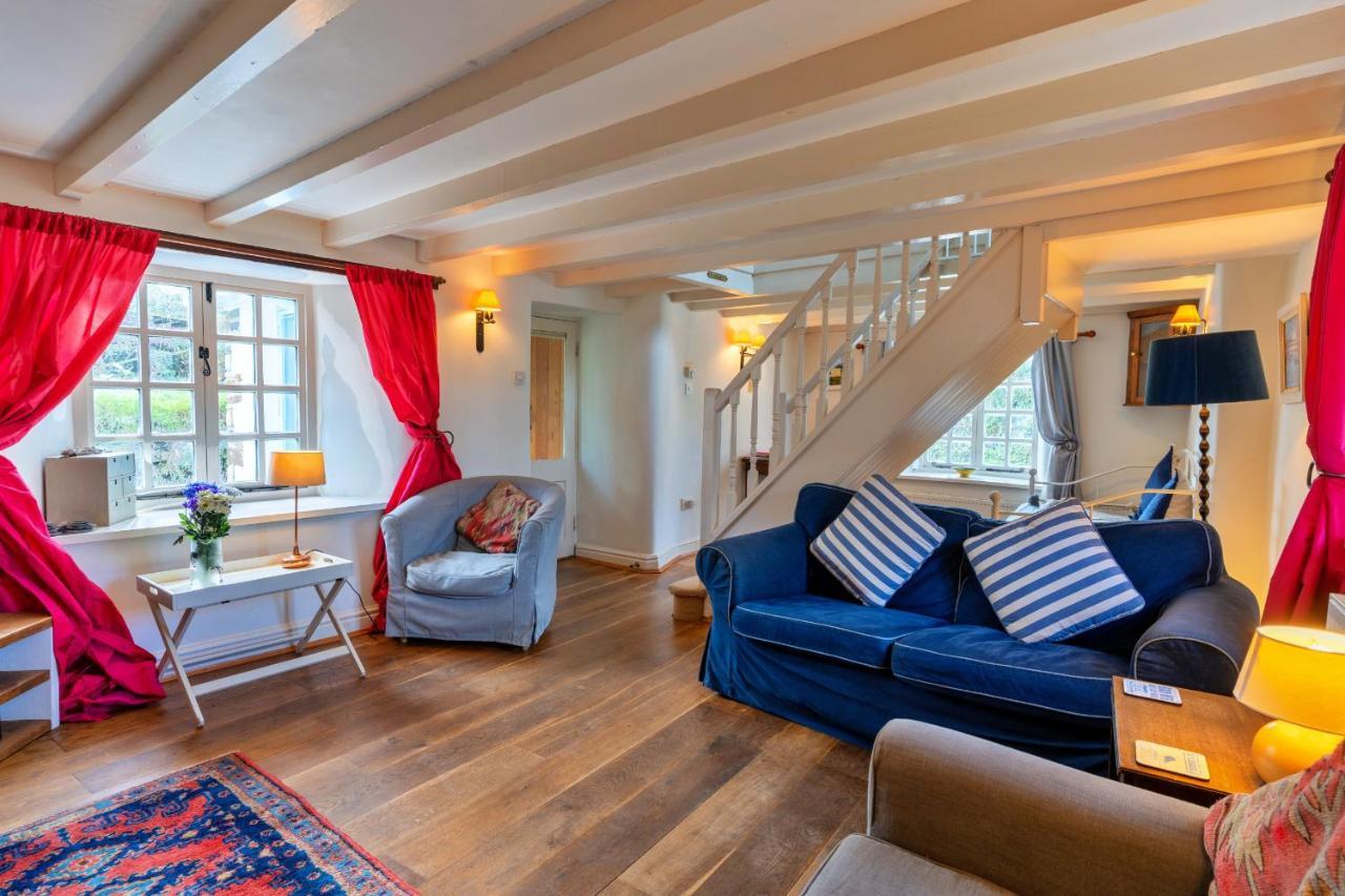 Finest Retreats - Forge Cottage แพดสโตว์ ภายนอก รูปภาพ