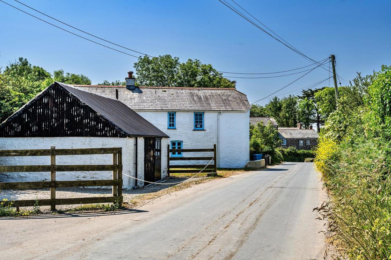 Finest Retreats - Forge Cottage แพดสโตว์ ภายนอก รูปภาพ